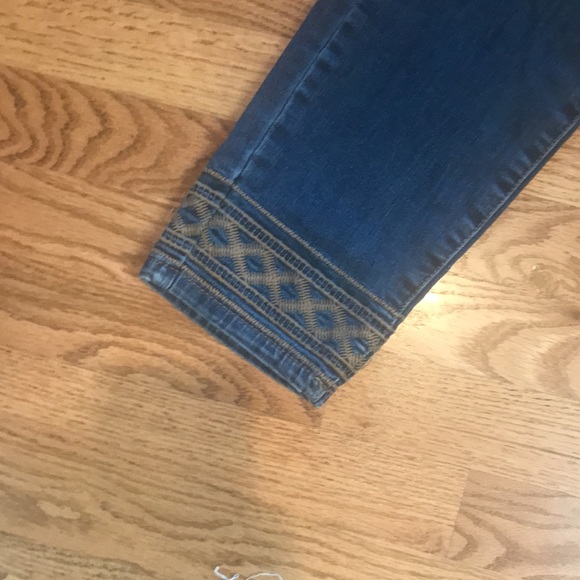 Anne Klein skinny ankle jeans - Picture 2 of 3